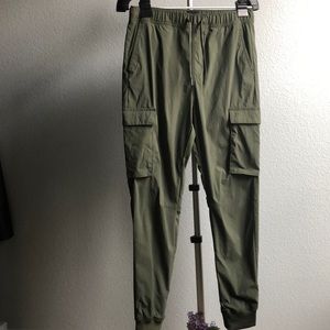 H&M men’s slim fit size S joggers, pants green military